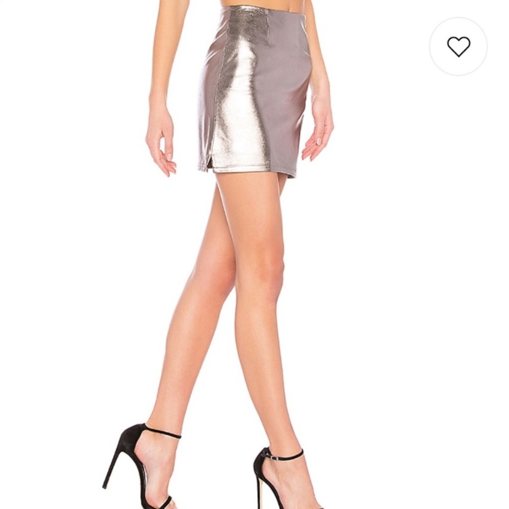 Lovers + Friends Back To Basics Mini Skirt Silver Metallic - Picture 3 of 8